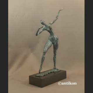 Rzeźba nowoczesna Tancerka duża figura z brązu 