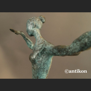 Rzeźba nowoczesna Tancerka duża figura z brązu 