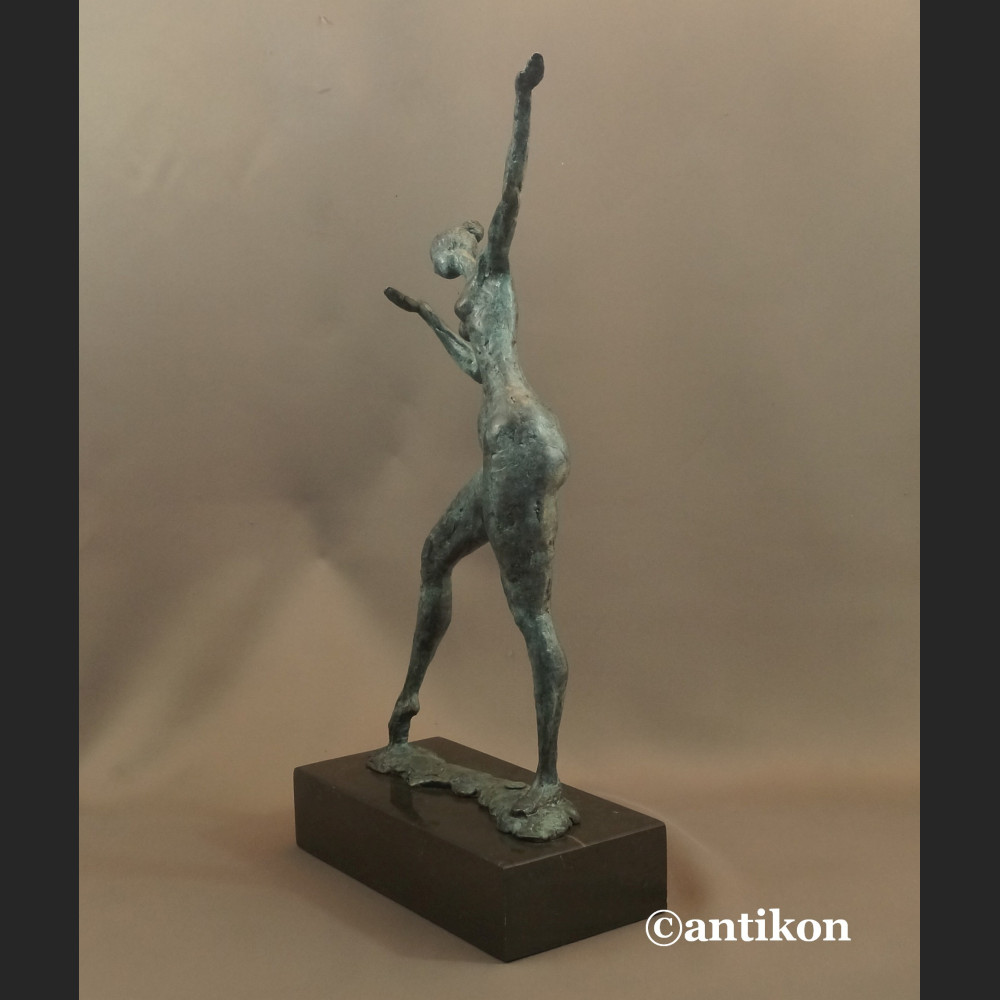 Rzeźba nowoczesna Tancerka duża figura z brązu 