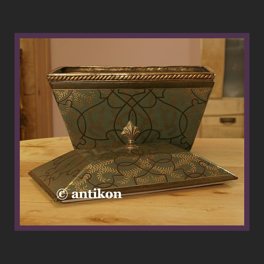 Porcelana z brązem wielka zielona szkatuła art deco