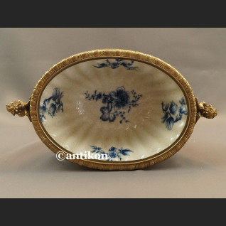 Patera porcelanowa cebulowy wzór z aniołami 