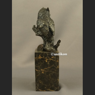 Sowa rzeźba z brązu symbol mądrości i nauki Sowa rzeźba z brązu symbol mądrości i nauki