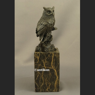 Sowa rzeźba z brązu symbol mądrości i nauki Sowa rzeźba z brązu symbol mądrości i nauki