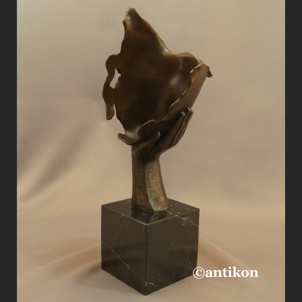 Rzeźba Zaduma z ręką fascynująca figura z brązu Rzeźba Zaduma z ręką fascynująca figura z brązu