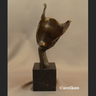 Rzeźba Zaduma z ręką fascynująca figura z brązu Rzeźba Zaduma z ręką fascynująca figura z brązu