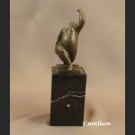 Rzeźba nowoczesna Akrobatka z brązu