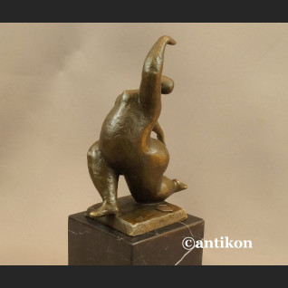 Rzeźba nowoczesna Akrobatka z brązu  Rzeźba nowoczesna Akrobatka z brązu