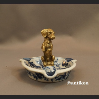 Popielniczka z pieskiem Popielniczka z pieskiem