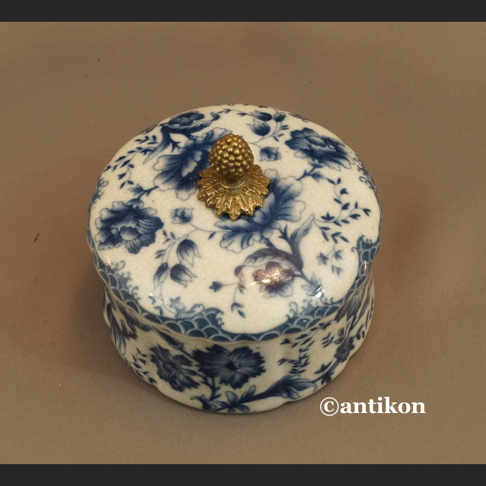 Szkatułka porcelanowa wzór cebulowy kobaltowy Szkatułka porcelanowa wzór cebulowy kobaltowy