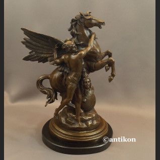 Perseusz i Pegaz rzeźba z brązu luksusowy prezent  Perseusz i Pegaz rzeźba z brązu luksusowy prezent