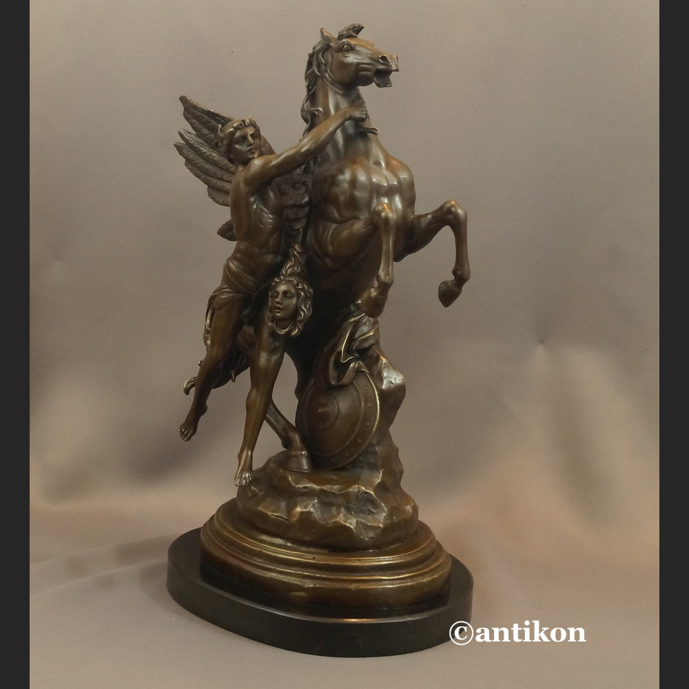 Perseusz i Pegaz rzeźba z brązu luksusowy prezent  Perseusz i Pegaz rzeźba z brązu luksusowy prezent