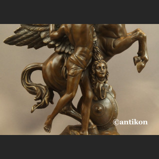 Perseusz i Pegaz rzeźba z brązu luksusowy prezent  Perseusz i Pegaz rzeźba z brązu luksusowy prezent