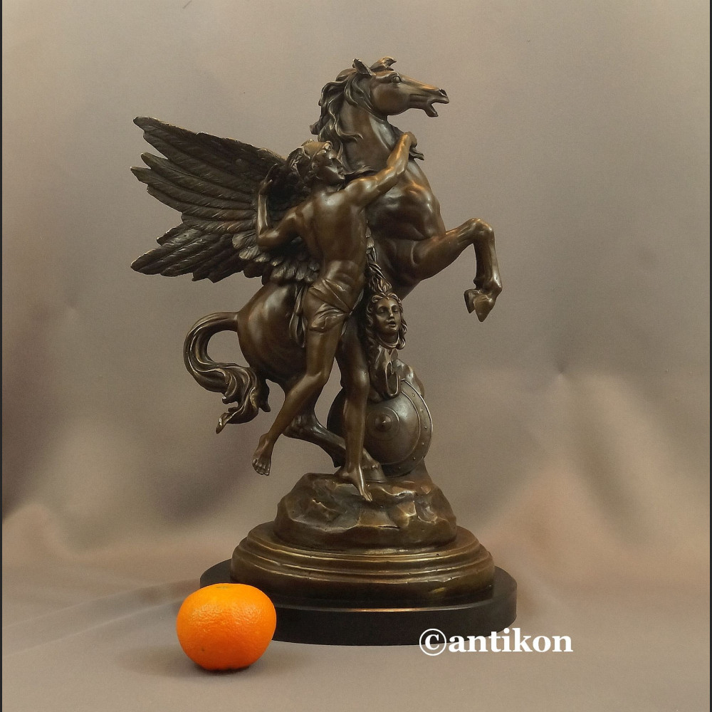 Perseusz i Pegaz rzeźba z brązu luksusowy prezent  Perseusz i Pegaz rzeźba z brązu luksusowy prezent
