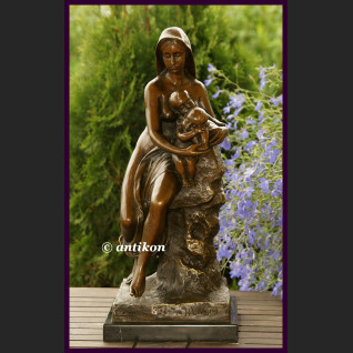 Rzeźba Macierzyństwo duży posąg z brązu