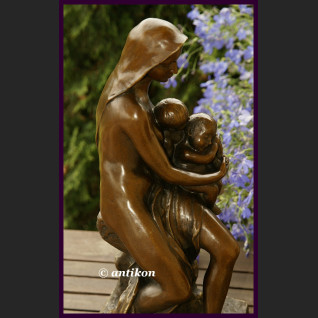 Rzeźba Macierzyństwo duży posąg z brązu Rzeźba Macierzyństwo duży posąg z brązu