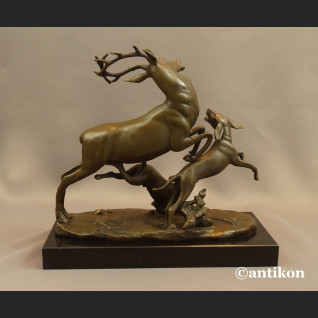 Rzeźba polowanie na jelenia prezent dla myśliwego Rzeźba polowanie na jelenia prezent dla myśliwego