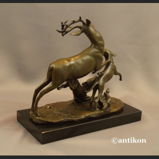 Rzeźba polowanie na jelenia prezent dla myśliwego Rzeźba polowanie na jelenia prezent dla myśliwego