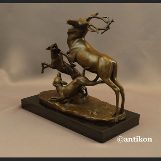 Rzeźba polowanie na jelenia prezent dla myśliwego Rzeźba polowanie na jelenia prezent dla myśliwego