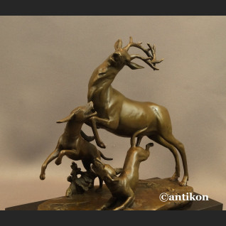 Rzeźba polowanie na jelenia prezent dla myśliwego Rzeźba polowanie na jelenia prezent dla myśliwego