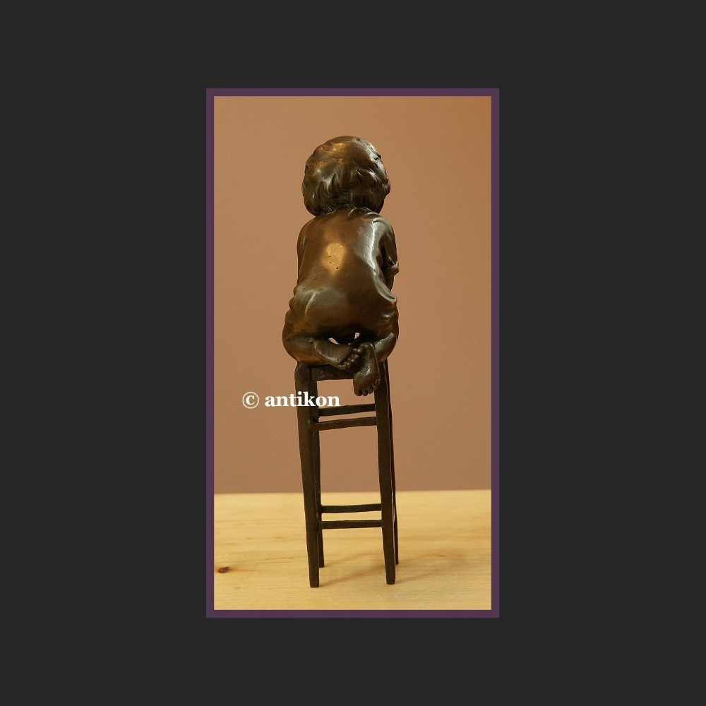 RRzeźba z brązu radosny malec figurka uroczy chłopczyk RRzeźba z brązu radosny malec figurka uroczy chłopczyk