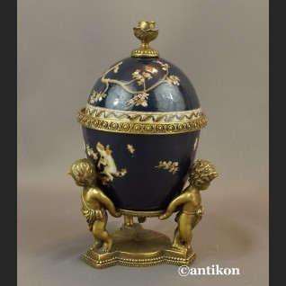 Carskie Jajo z dziećmi a la Faberge porcelanowa szkatuła Carskie Jajo z dziećmi a la Faberge porcelanowa szkatuła
