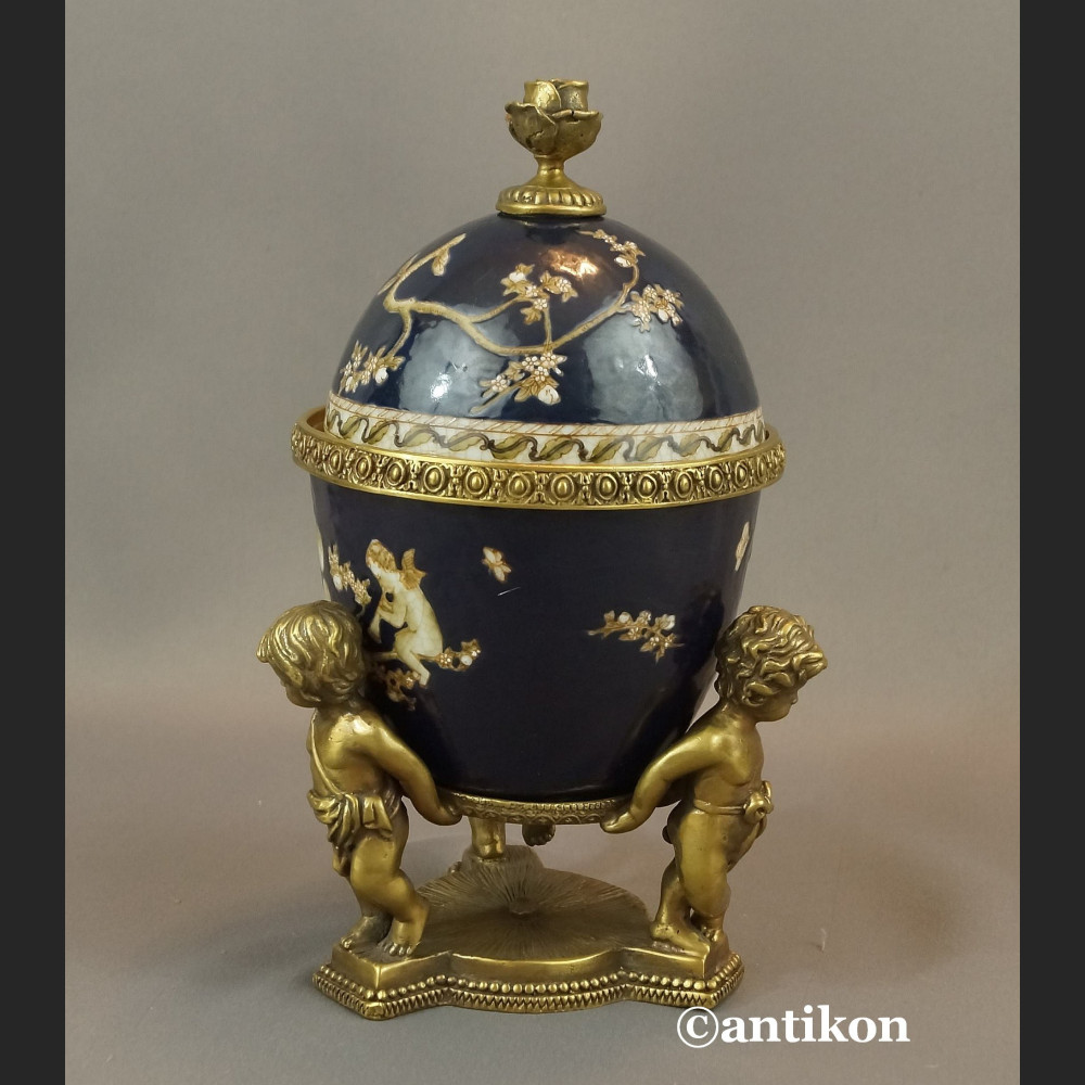 Carskie Jajo z dziećmi a la Faberge porcelanowa szkatuła Carskie Jajo z dziećmi a la Faberge porcelanowa szkatuła