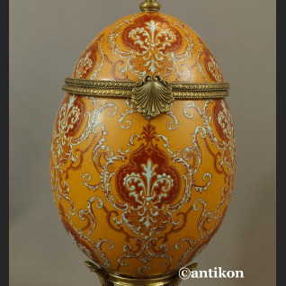 Jajo porcelanowe carskie  szkatuła otwierana z brązem 