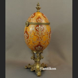 Jajo porcelanowe carskie  szkatuła otwierana z brązem 