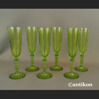 Kieliszki secesyjne zielone zestaw do wina Kieliszki secesyjne zielone zestaw do wina