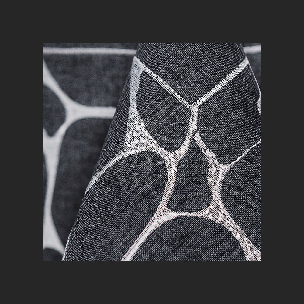 Obrus nowoczesny z haftem 140 x 280 na duży stół Obrus nowoczesny z haftem 140 x 280 na duży stół