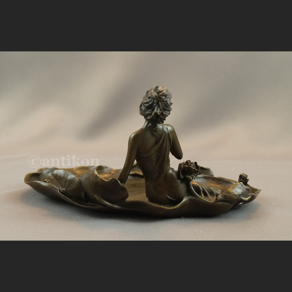 Secesyjna patera z nimfą prawdziwy brąz 