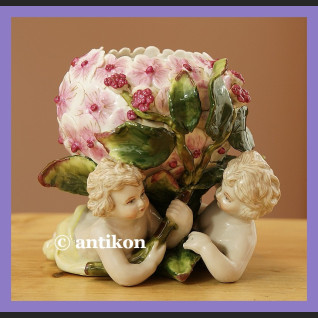 ŚLICZNY PORCELANOWY WAZON DONICZKA SECESJA