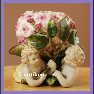 ŚLICZNY PORCELANOWY WAZON DONICZKA SECESJA