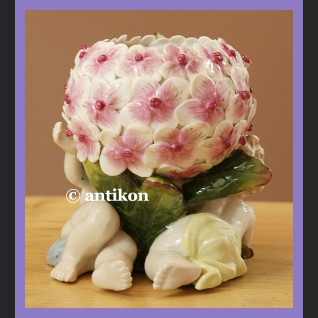 ŚLICZNY PORCELANOWY WAZON DONICZKA SECESJA