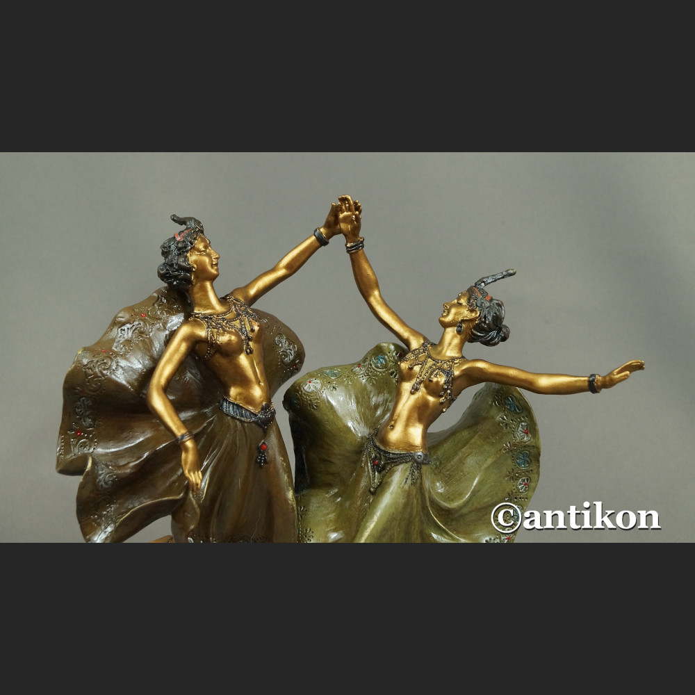 Para tancerek rzeźba kobiet w stroju wschodnim złocona 