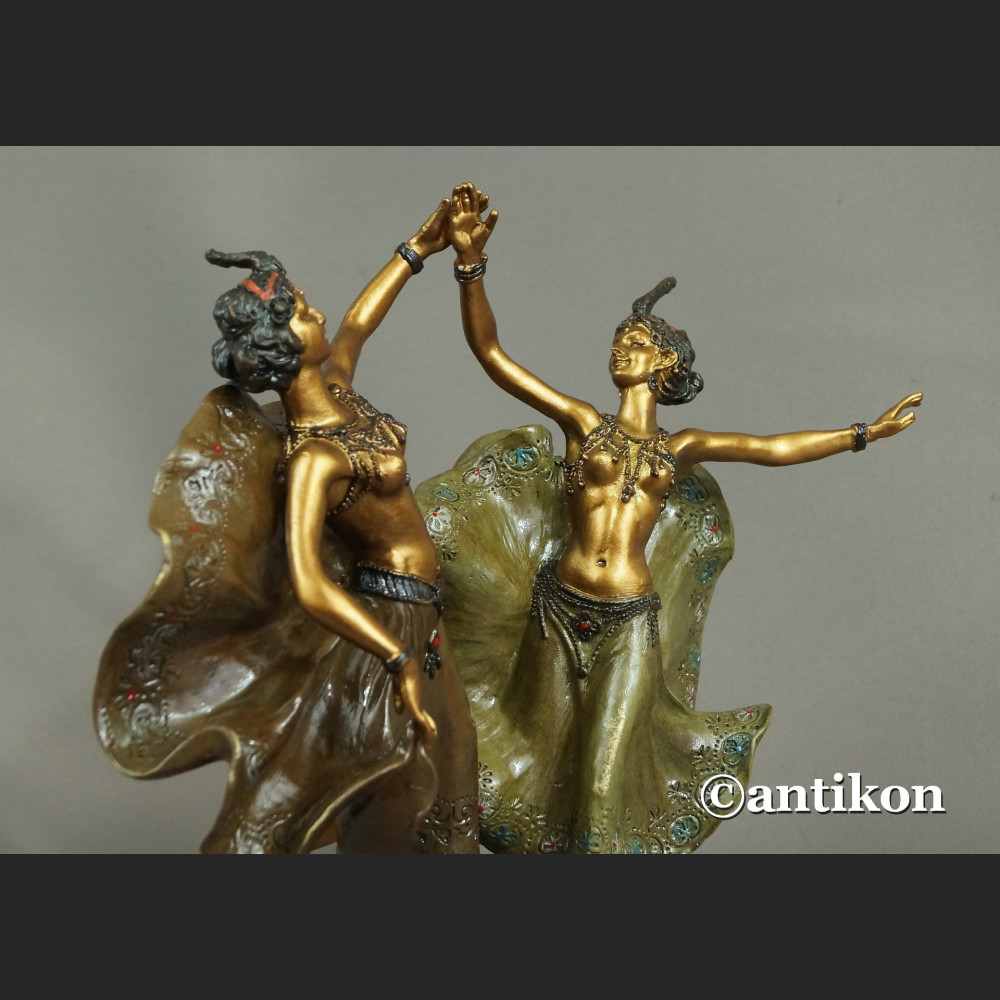 Para tancerek rzeźba kobiet w stroju wschodnim złocona 