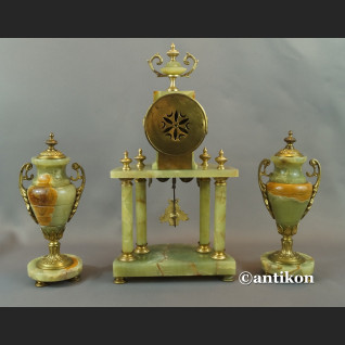 Zegar kominkowy antyk z onyksu  Zegar kominkowy antyk z onyksu