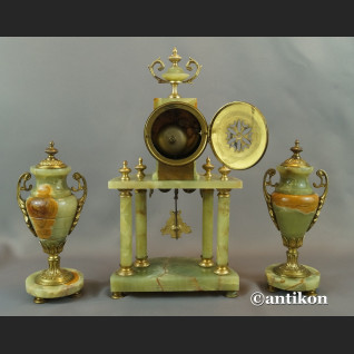 Zegar kominkowy antyk z onyksu  Zegar kominkowy antyk z onyksu