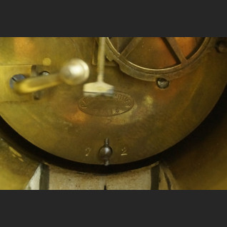 Zegar kominkowy antyk z onyksu  Zegar kominkowy antyk z onyksu