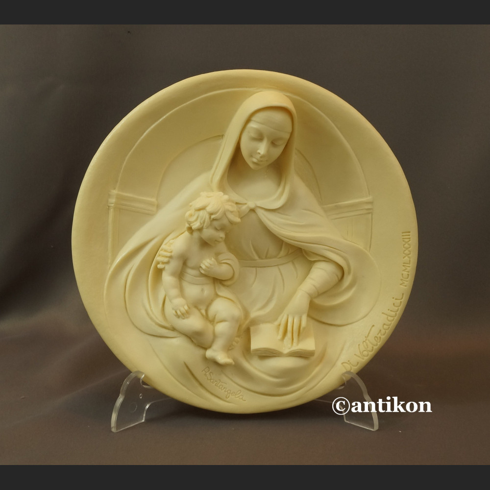 Madonna z dzieciątkiem Relief z Włoch Madonna z dzieciątkiem Relief z Włoch