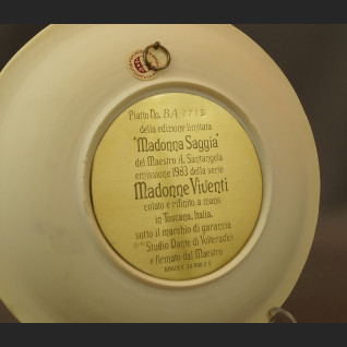 Madonna z dzieciątkiem Relief z Włoch Madonna z dzieciątkiem Relief z Włoch