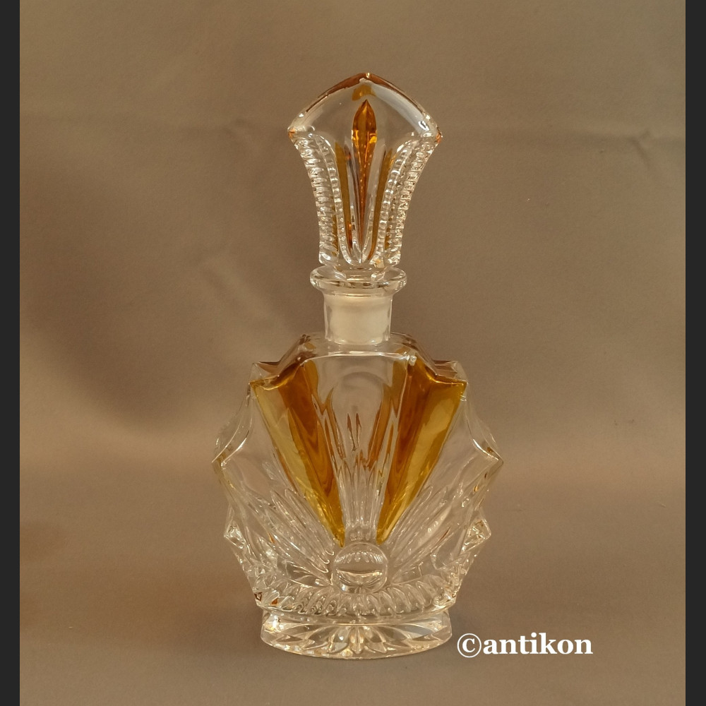 Stare kieliszki z karafką i tacą art deco 