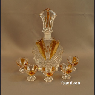 Stare kieliszki z karafką i tacą art deco 