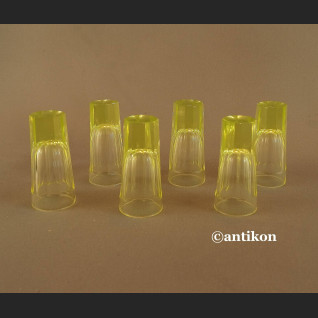 Kieliszki uranowe z Francji 