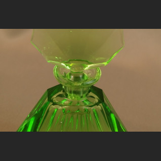 Art deco zielone szkło butelki Art deco zielone szkło butelki