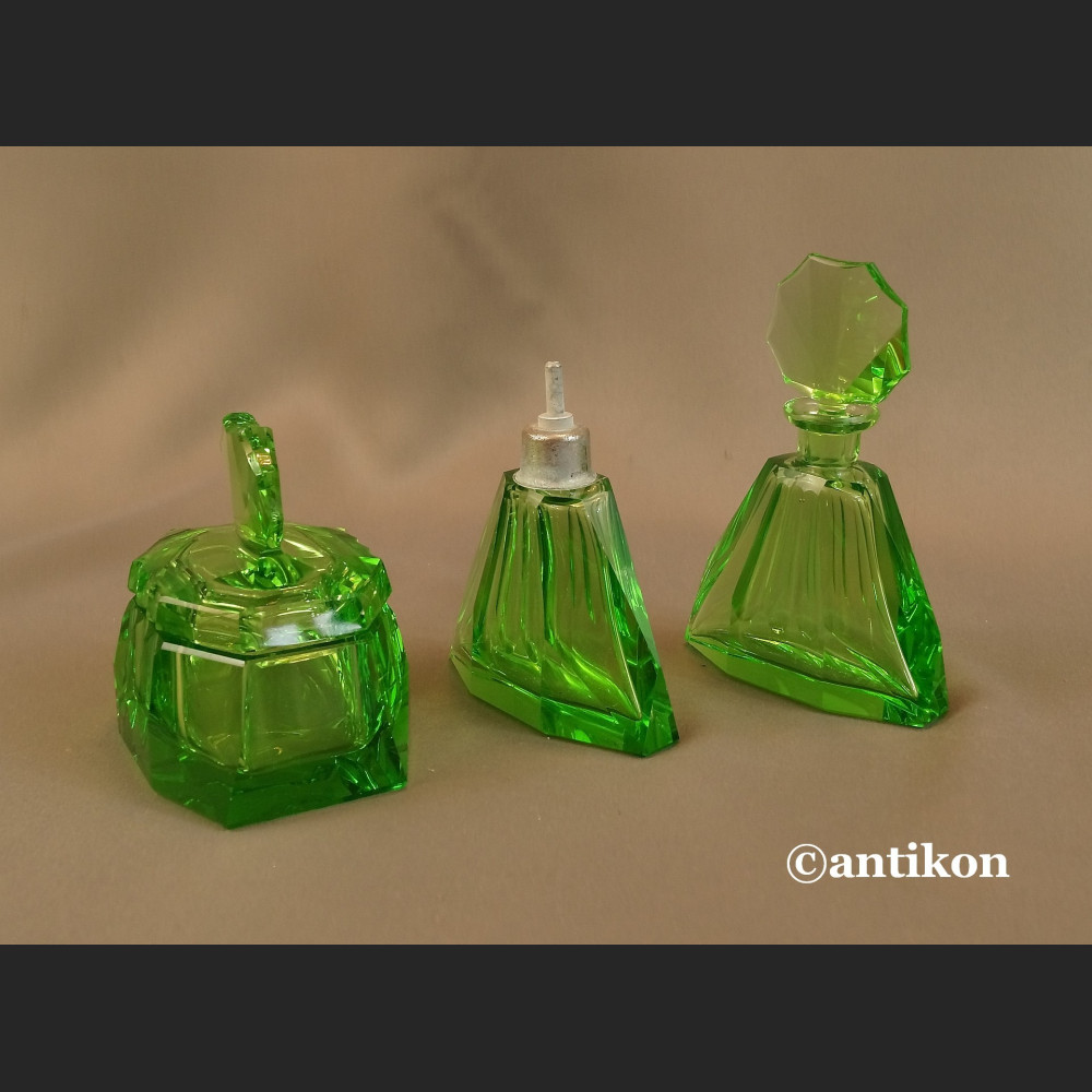 Art deco zielone szkło butelki Art deco zielone szkło butelki