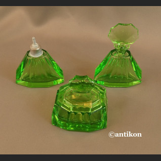 Art deco zielone szkło butelki Art deco zielone szkło butelki