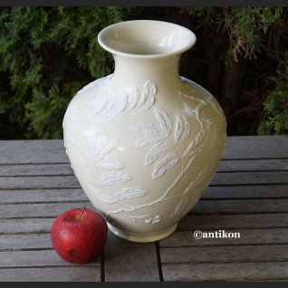Wazon Rosenthal biały z reliefem duży antyczna porcelana Wazon Rosenthal biały z reliefem duży antyczna porcelana