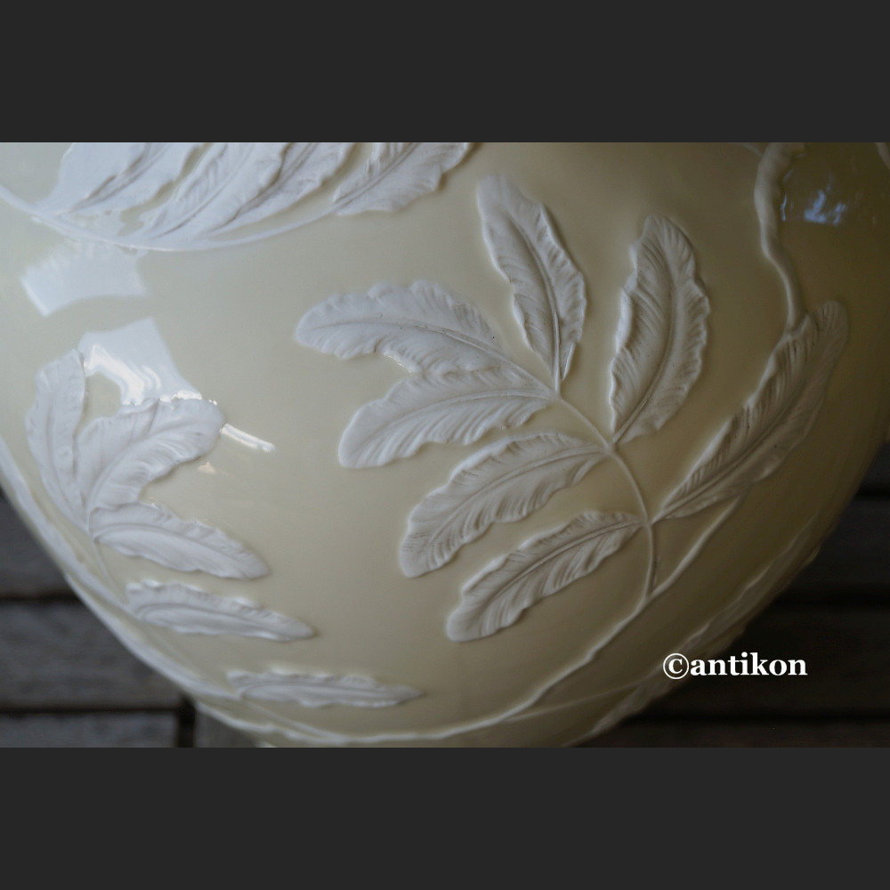 Wazon Rosenthal biały z reliefem duży antyczna porcelana Wazon Rosenthal biały z reliefem duży antyczna porcelana