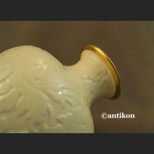 Wazon Rosenthal  biały z reliefem antyczna porcelana 